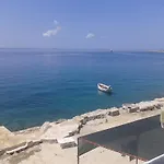 Toma Bajnice Directly Крило
